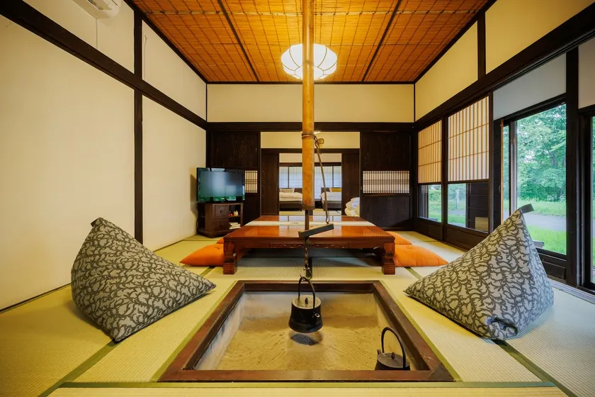 Higurashi-an – With café-restaurant ticket | Traditional old house with natural hot spring | Gaia Resort - Image 1