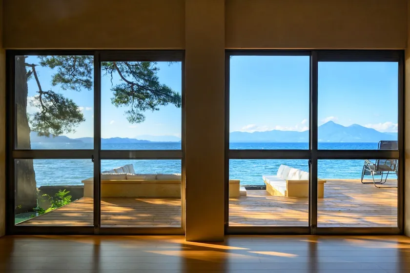 Lakeside private villa / Sauna / BBQ / Free for children under 6 / Pets allowed / Capacity: 12 / Lakehide Konan - Image 1