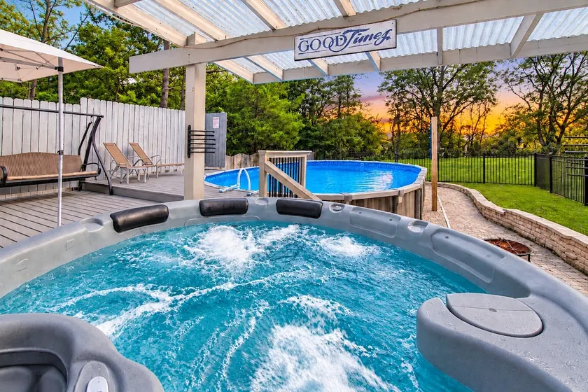 CLT Oasis - Image 1