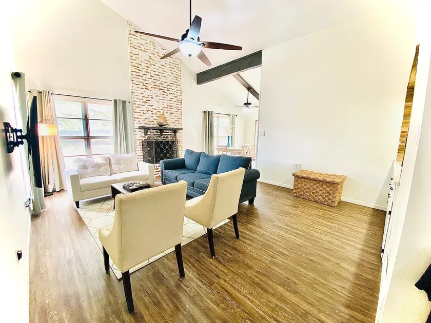 The Gathering Place | Sleeps 14 | Pets ok | Arcade - Image 1