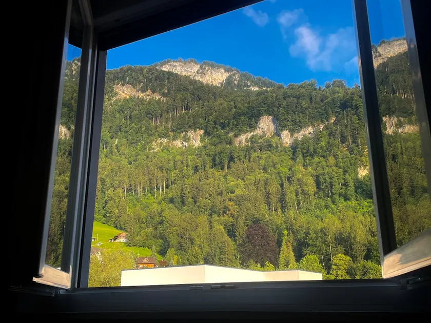 Starting point for many excursions - Image 1
