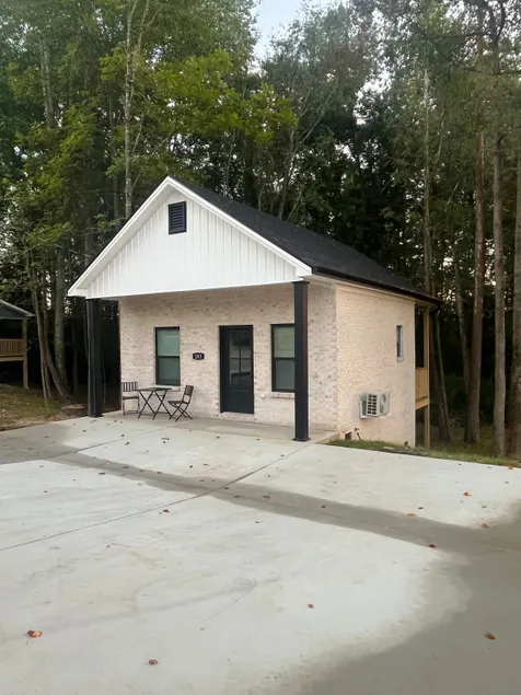 The Fish Shack - Image 1