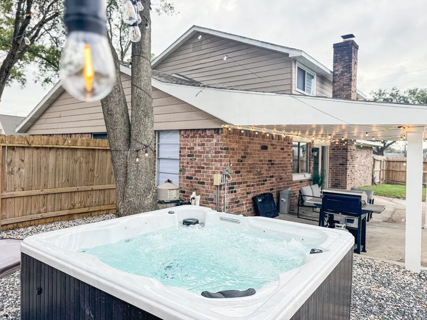 Houston Family Retreat - Pool & Billiards - Image 1