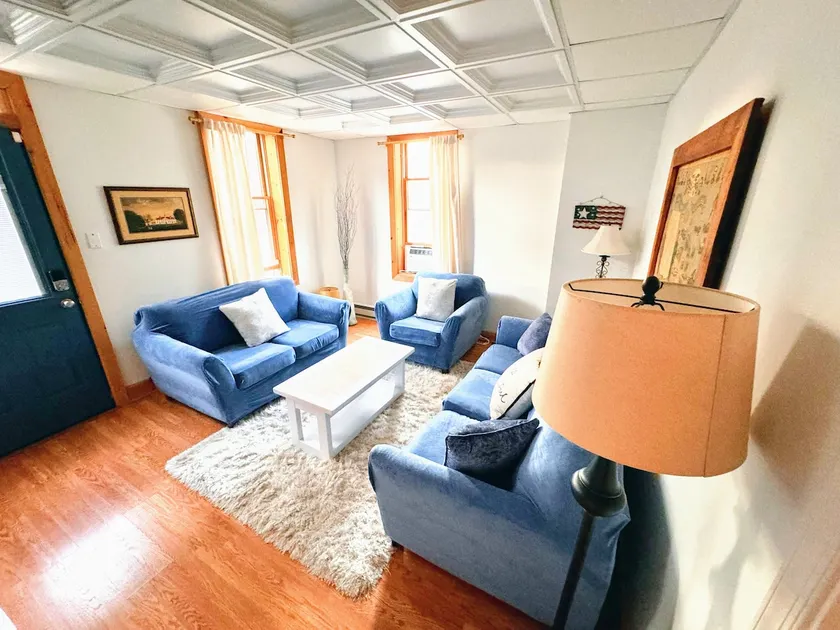 Historic City Center Townhouse - Image 1