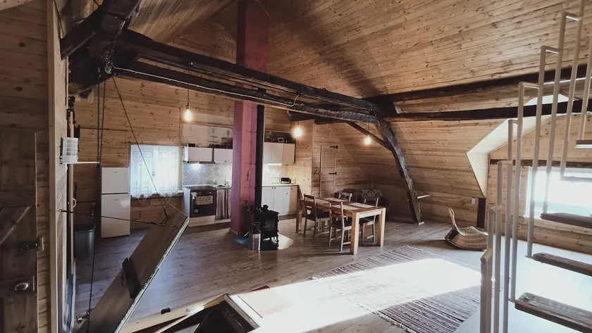Baitoey attic - Image 1