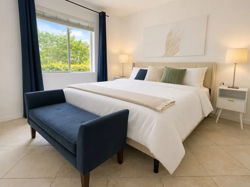 New! Modern Apt By Lake And 5 min To Beach - Image 1