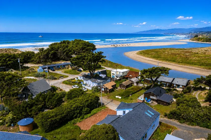 OceanOasis~Walk to Beach! Charm~BEACH~Beautiful! - Image 1