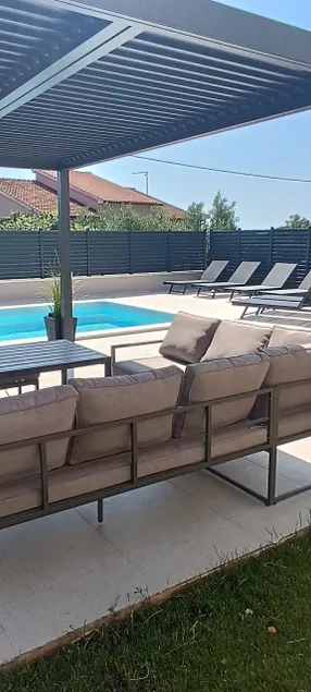 Apartman Nikol with private pool - Image 1