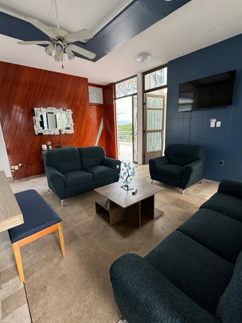 Penthouse, beautiful 360 view, with terraces - Image 1