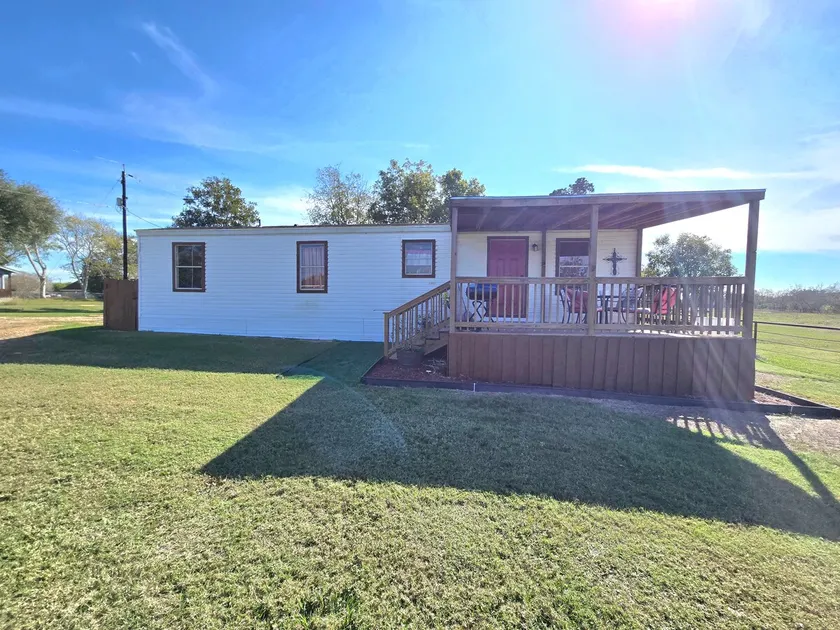 EZ Living - Image 1