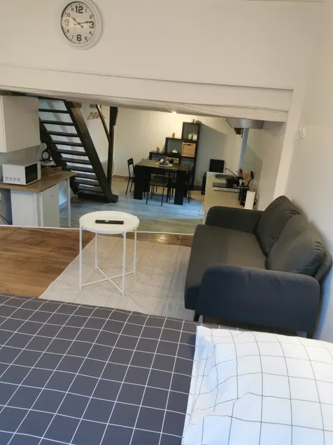 Apartment close to the caves. - Image 1