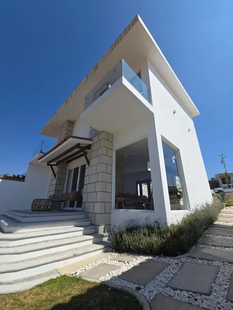 Villa Casa Loma Bernal: comfort and an unforgettable view - Image 1