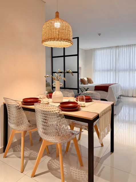 Modern and Cozy Accommodation - Image 1
