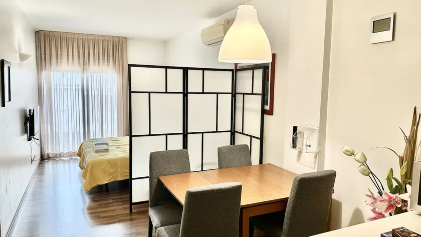 Apartment Robrenyo 33 - Image 1