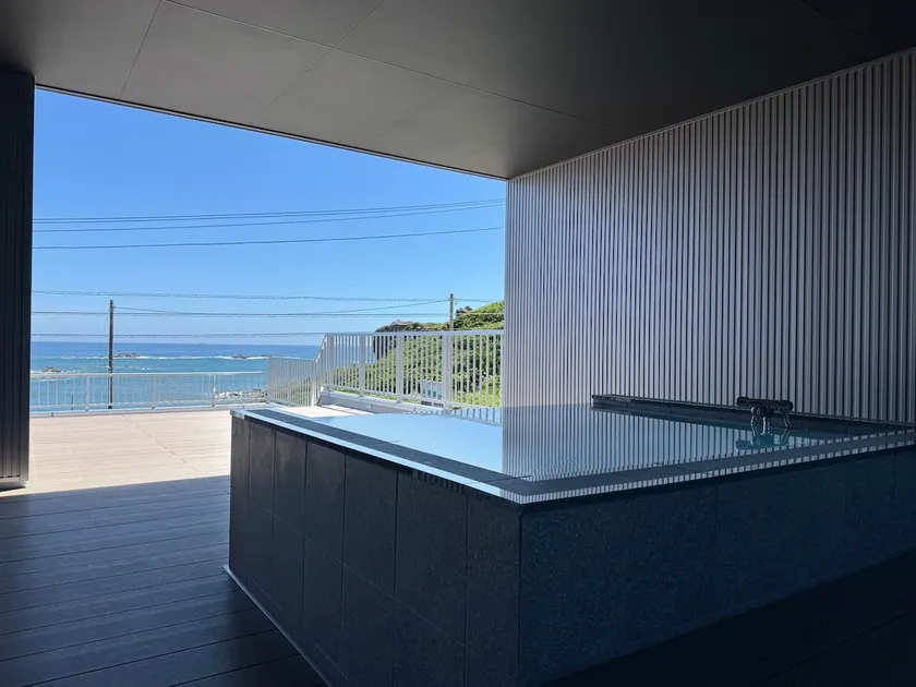 Open-air bath with sea view/barrel sauna/charcoal barbecue/somen noodles/bonfire/up to 10 people/196 ㎡ - Image 1