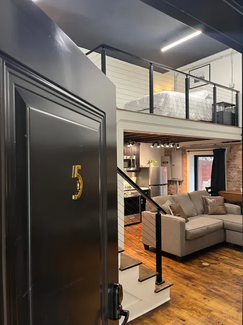 Studio(Unit5) at The Alderman - Image 1