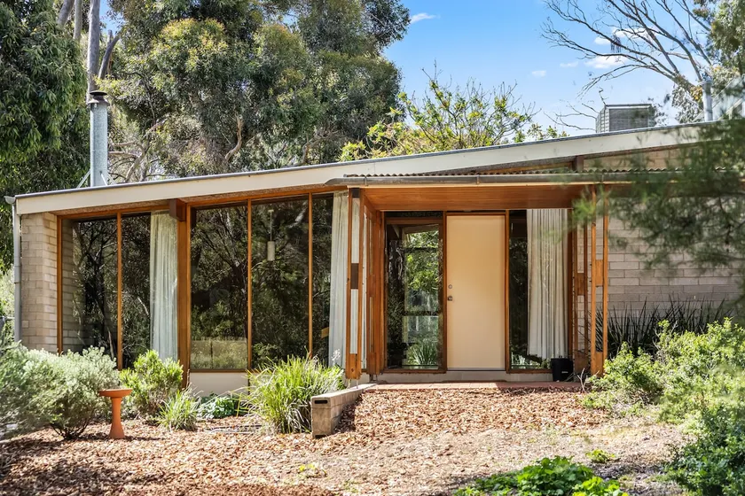 A mid-century architectural icon - Image 1