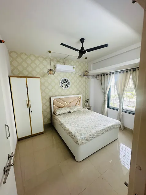 Modern Comfort in Goregoan - Image 1
