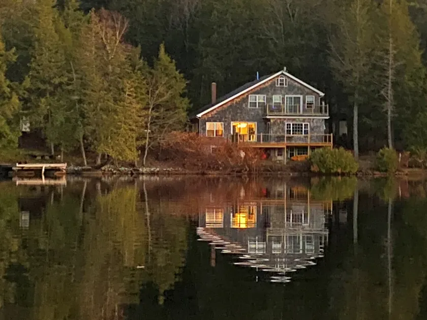 Call of the Loon • Lakefront • Sleeps 7 - Image 1