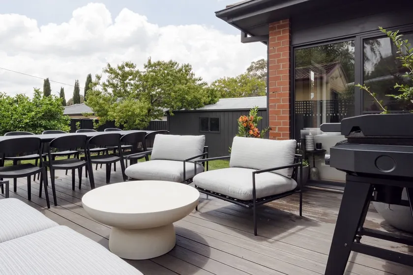 Luxurious Home in the Canberra Inner South - Image 1