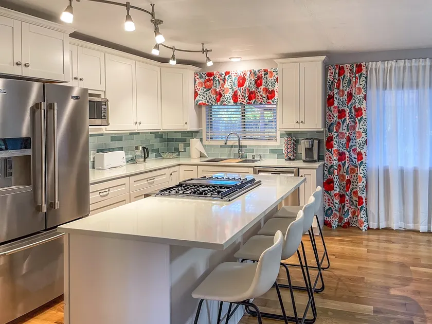 Up-dated ranch home in Gresham - Image 1