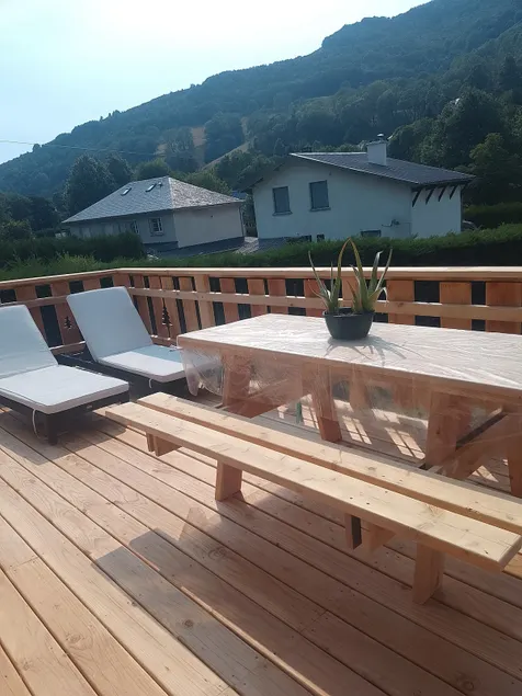 Mountain getaway for the family - Image 1