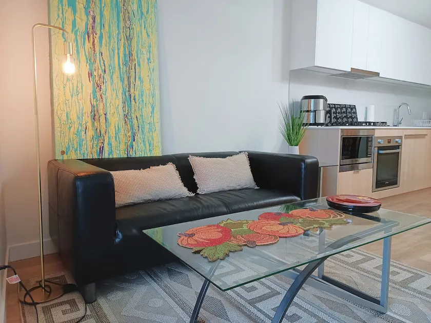 New condo,18% off! Great amenities, near Skytrain! - Image 1