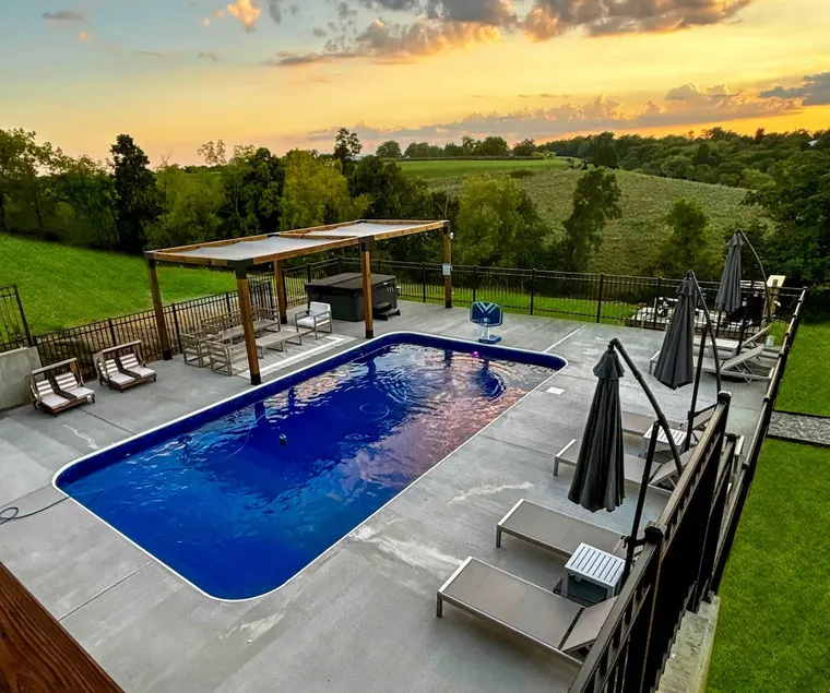 5 Min to Ark | Pool | HotTub | GameRoom | FirePit - Image 1