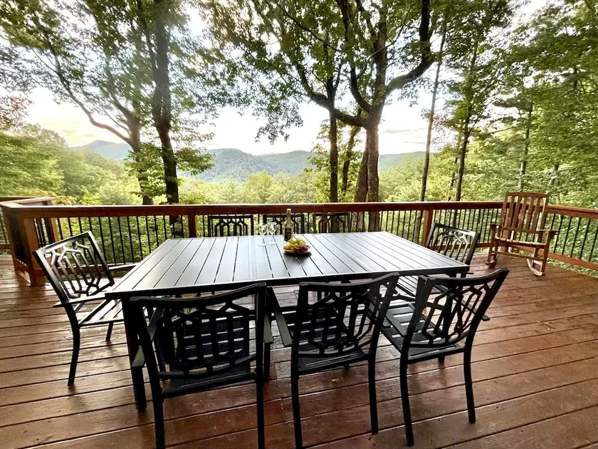 Serene Cabin-Beautiful Views! 3 Bedrooms/3 Baths - Image 1