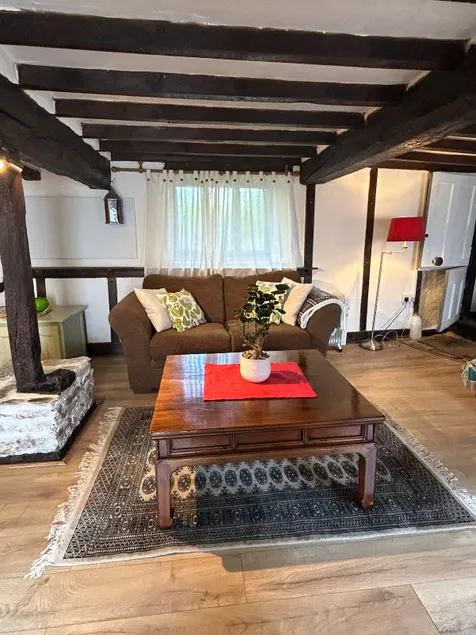 Guest wing accommodation at Manor House - Image 1