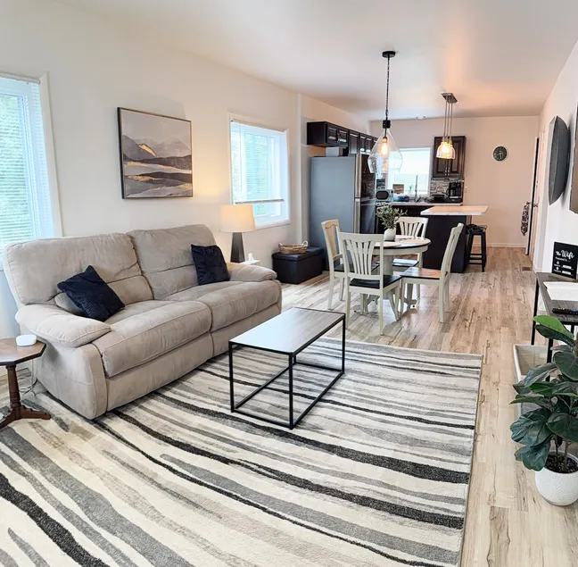 Charming Cottage Retreat - Image 1