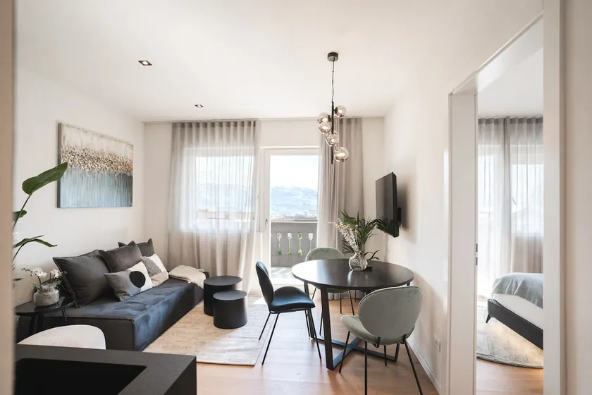 LUXE VISTA City Apartments Algund - Image 1