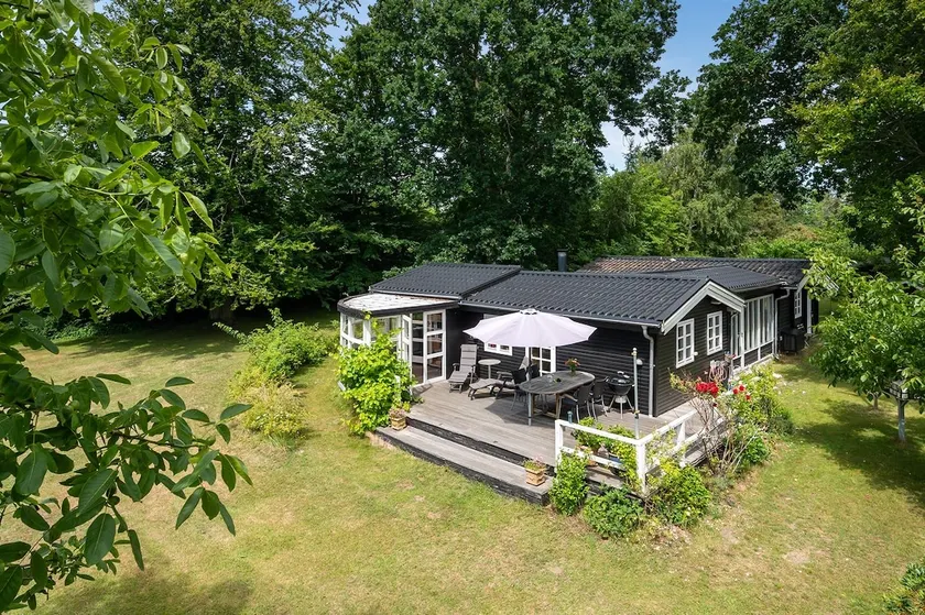 Cozy holiday home close to the beach & Liseleje - Image 1