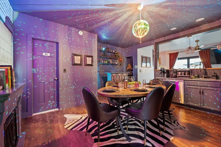 Speakeasy Hot Tub Escape | PetFriendly | Hudson NY - Image 1