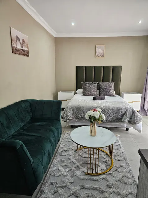 Peaceful stay - Suite 4 - Image 1