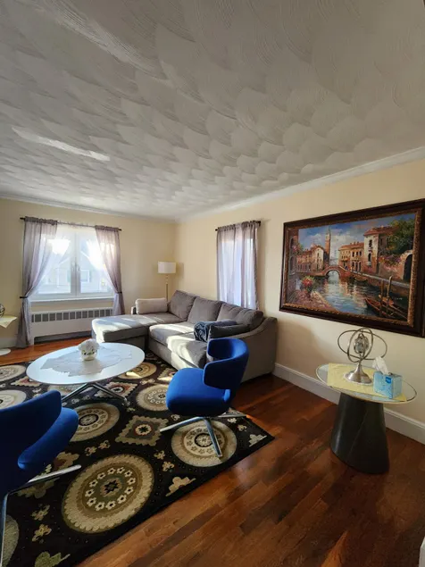 This Apartment is an great aerie in Boston - Image 1
