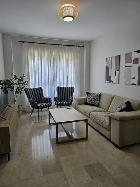 Apartment in Dos Hermanas - Image 1