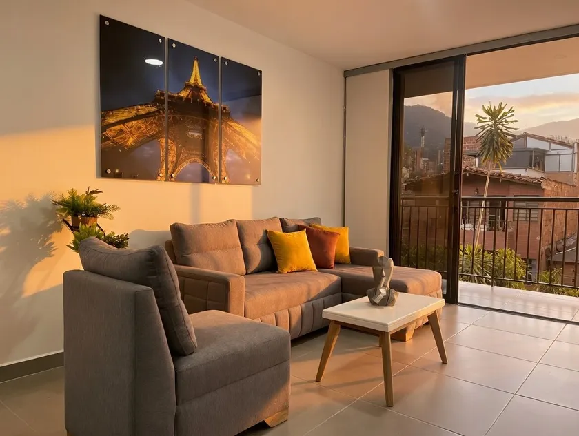 Cozy, comfortable and central apartment in Envigado - Image 1