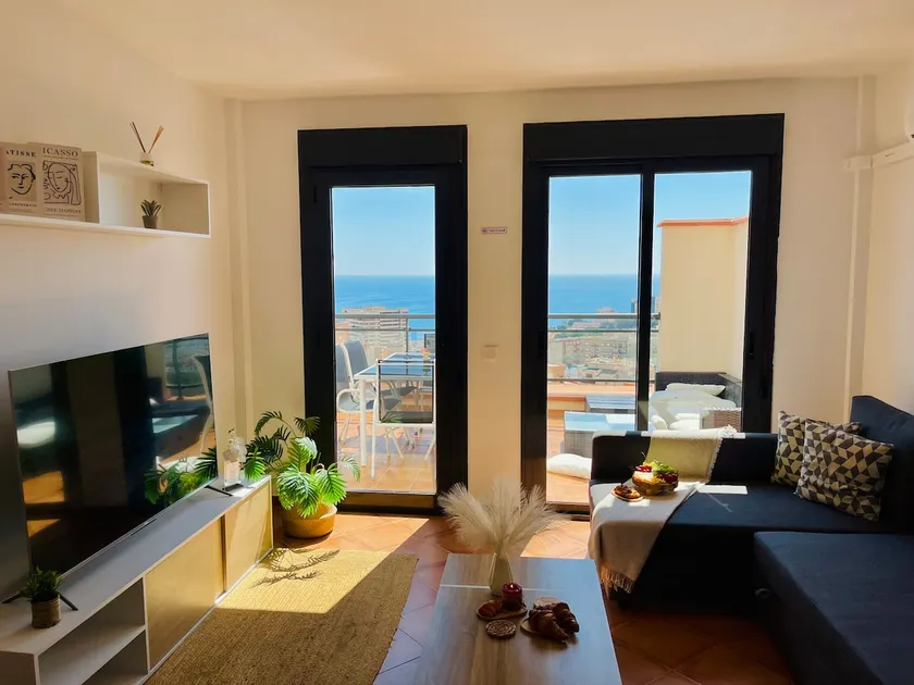 2º D Duplex with Terrace and Sea Views - Image 1