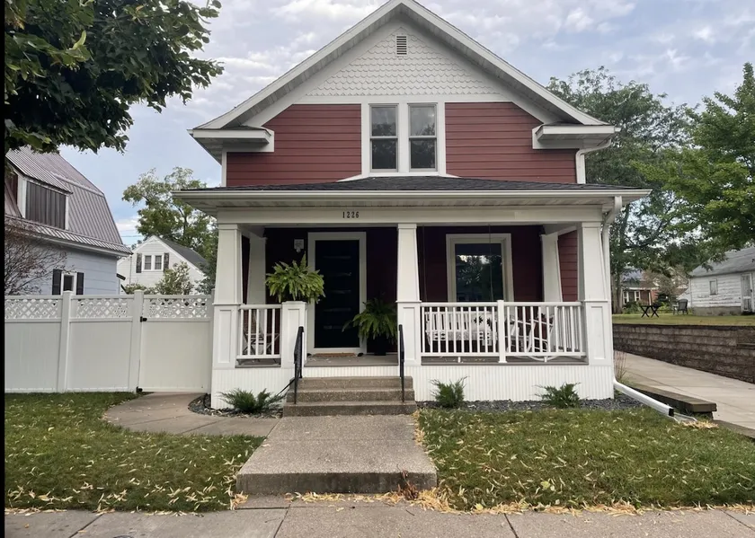 Charming Southside Home - Image 1
