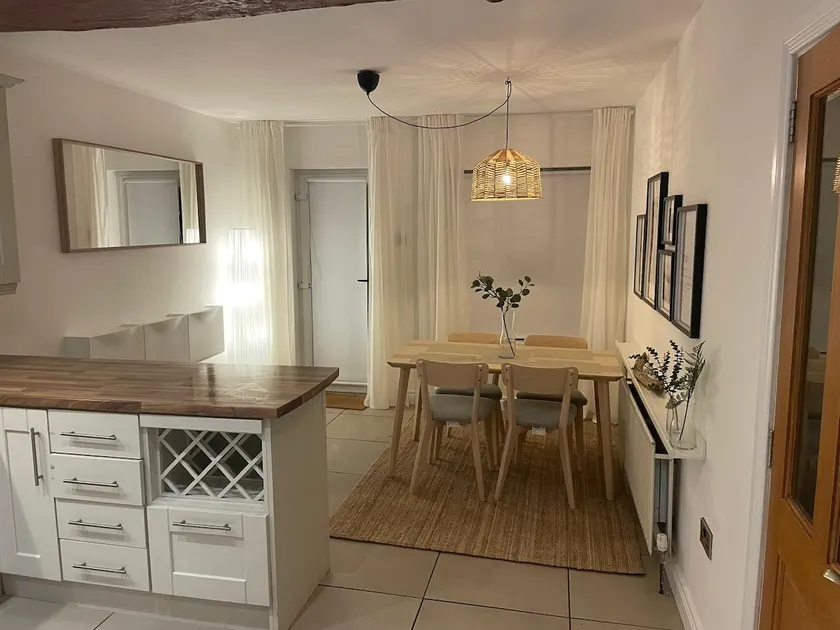 Carrick Retreat - Free off street parking - Image 1