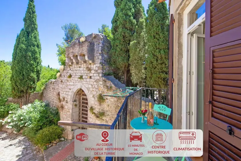 Medieval village with Trophy view - Image 1