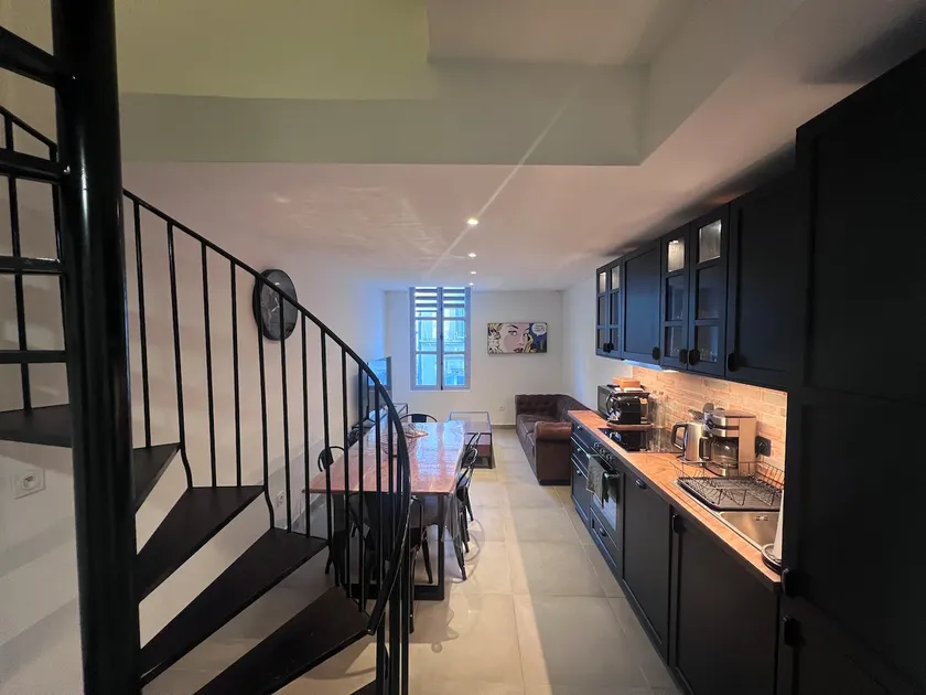 Modern duplex with terrace - Image 1