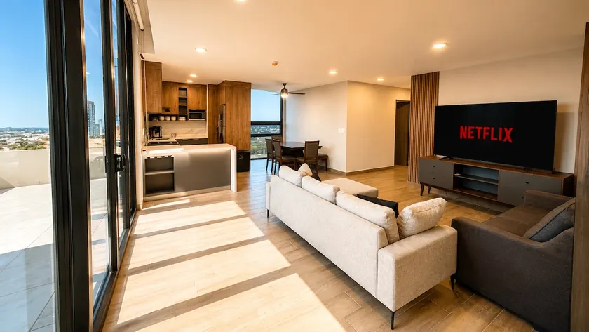 Luxury in Fundidora 9 guests Wifi 3BR 2Bath - Image 1