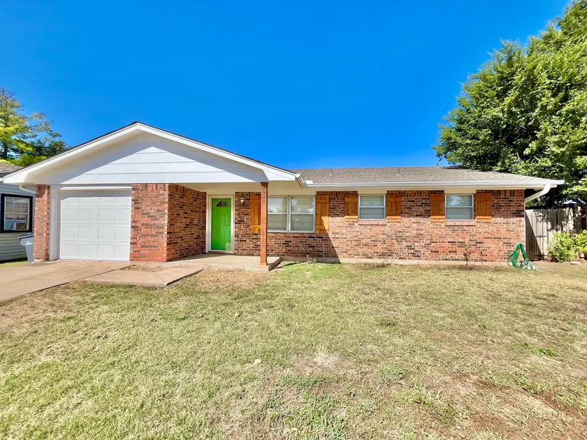 Updated Home in Lawton/67th street - Image 1