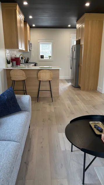 The Iron Bridge on Victoria Park - 1 Bed 1 Bath - Image 1