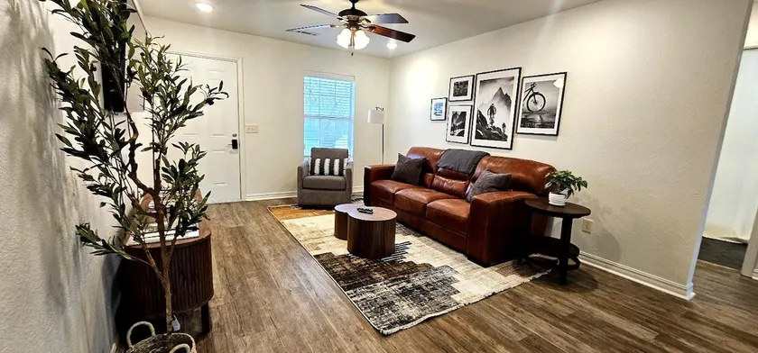 closest house to crystal bridges*updated jan 2025* - Image 1