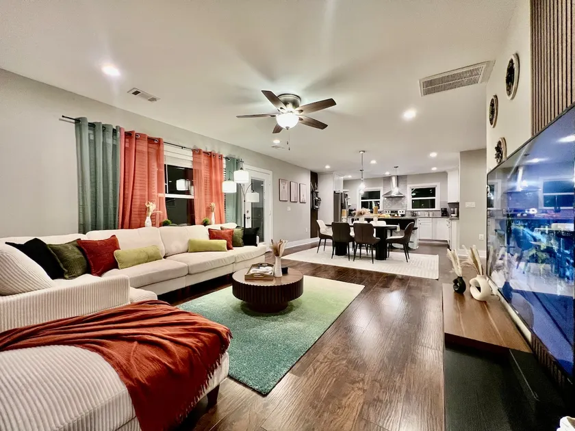 Luxury Retreat in Decatur - Image 1