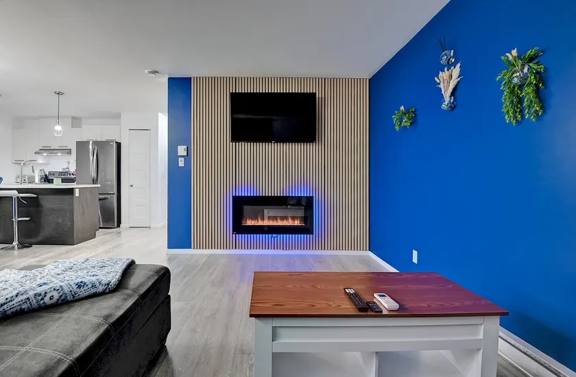 Confora 720 | Stylish Condo | Sherbrooke - Image 1