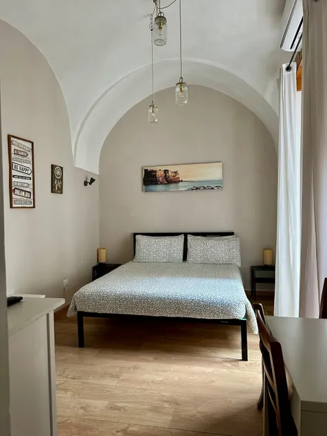 In The Heart Of Naples - Image 1